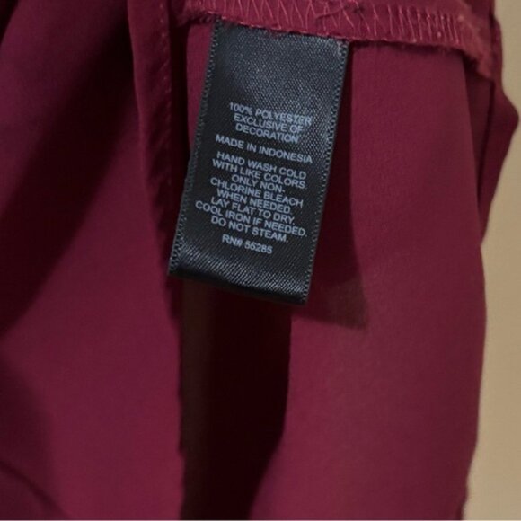 •SOLD•|EXPRESS| Elegant Burgundy Lace Cap Sleeve Open Back Top Blouse Sz S - Picture 5 of 7